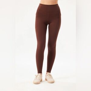 Girlfriend collective compressive pocket leggings